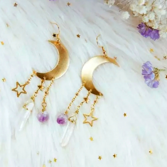 Jewelry - Darling celestial Moon earrings